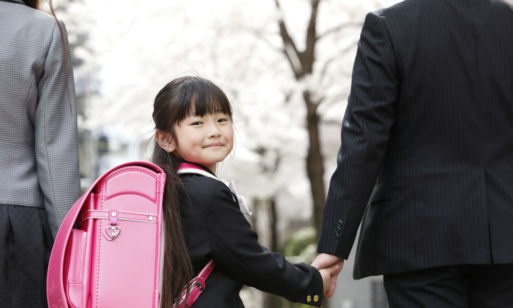 文京区 本郷小学校 セール ランドセル 6年生 使わない